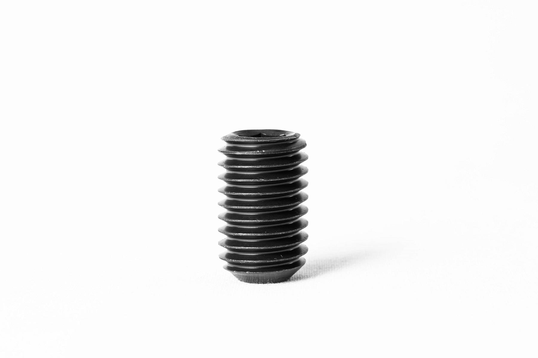 size_900x700 / min_size_257x200