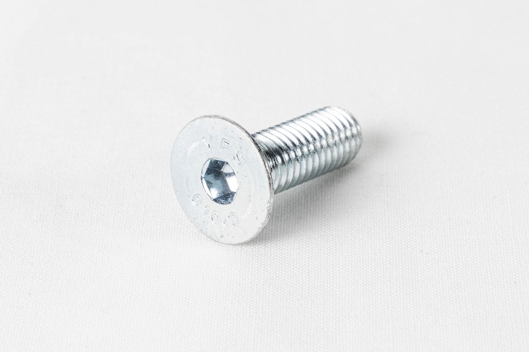 size_900x700 / min_size_257x200