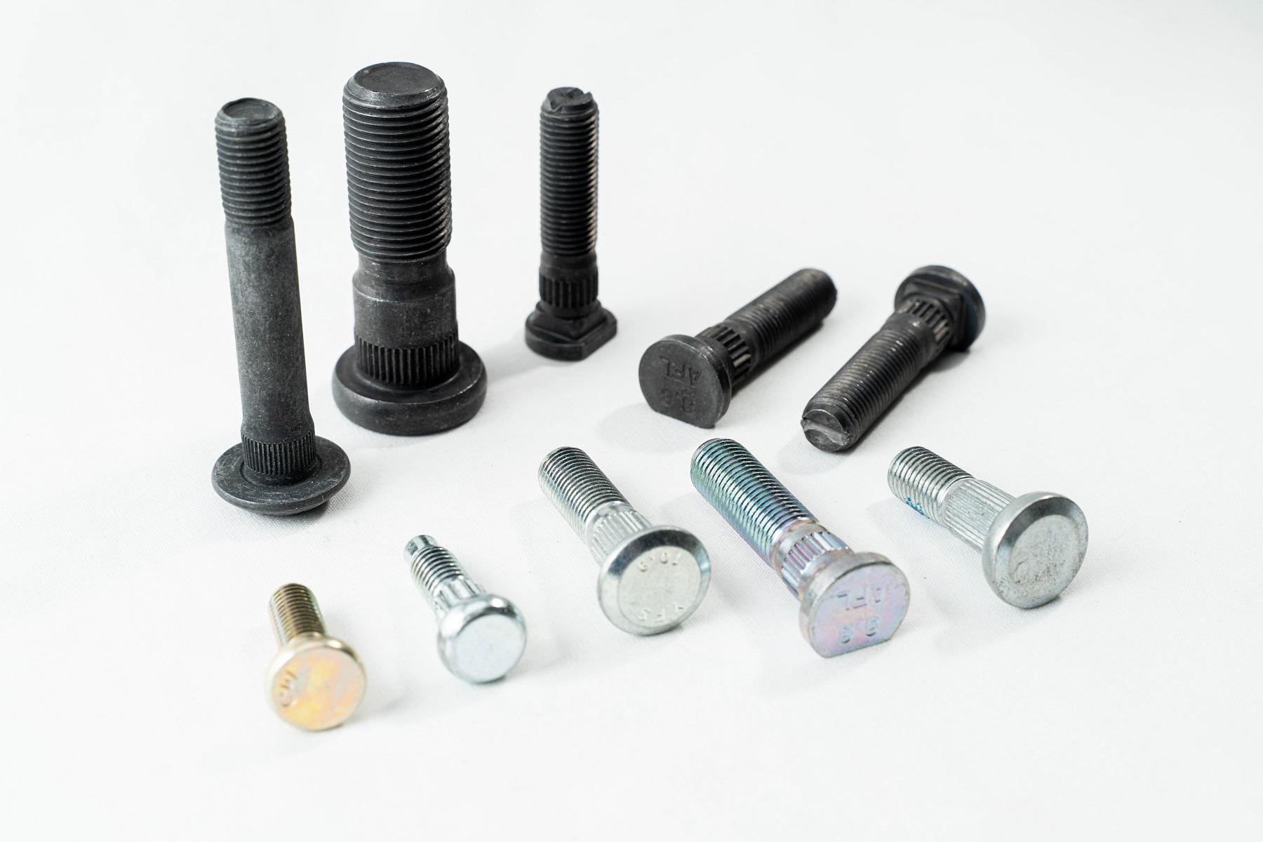 size_900x700 / min_size_257x200